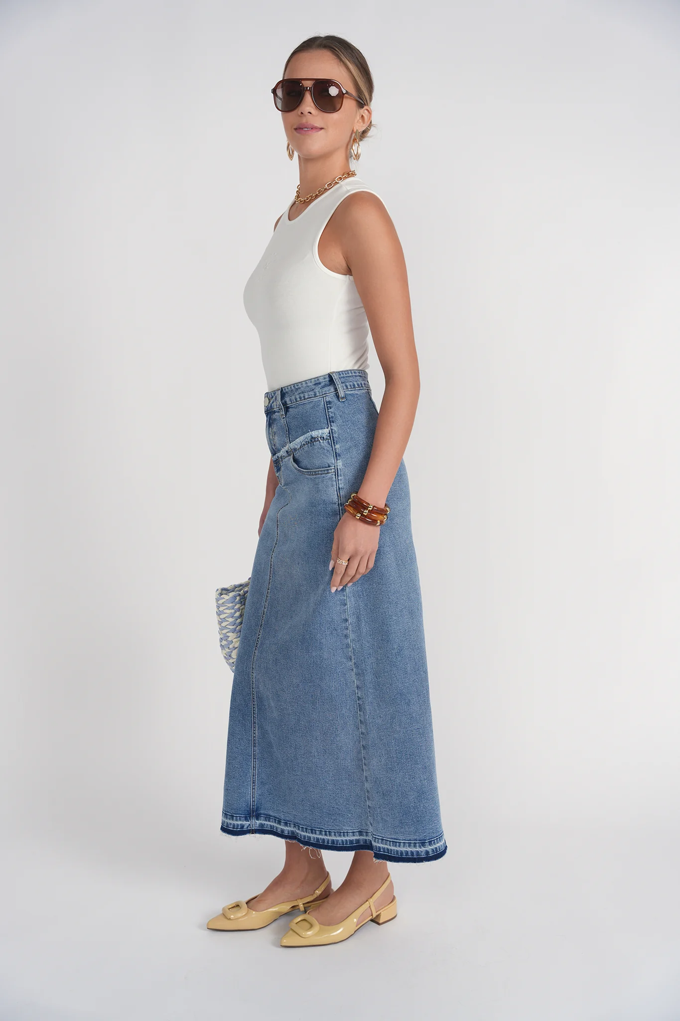 Jersey Sleeveless Logo Tee- White - Image 4